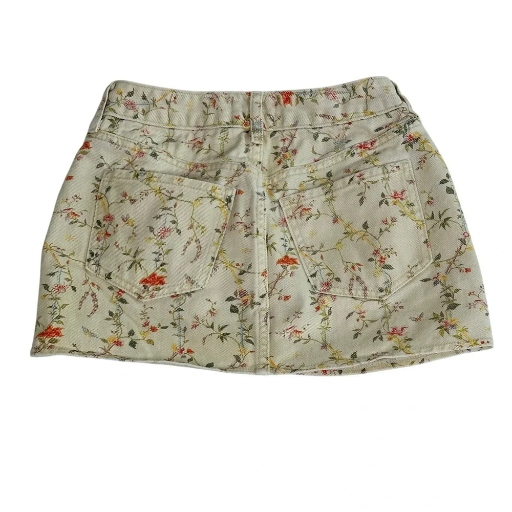 PacSun x The‎ Met Floral Botanical  Mini Skirt Cream Multi Size - 22